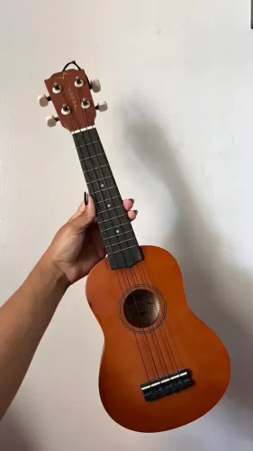 UKULELE VOGGA
