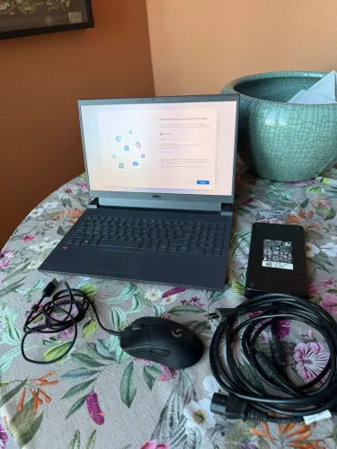 Notebook Dell G15 5511