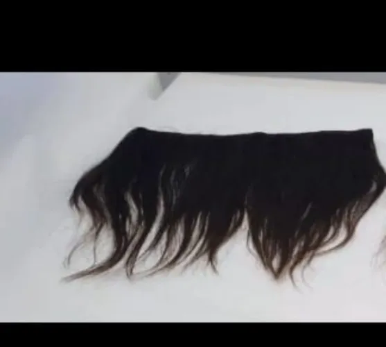 Vende-se uma tela de mega hair por $160reais pagamento á vista no dinheiro ou pix