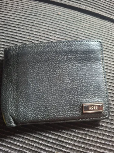 Carteira hugo boss de couro original