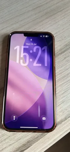 iPhone 13 Pro Max dourado
