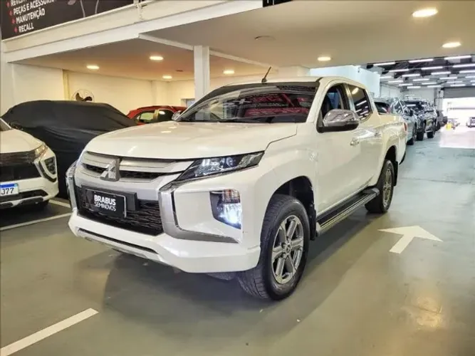 Mitsubishi L200 Triton Sport HPE 2.4 CD Diesel Aut. 2022