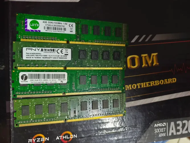 Memória RAM DDR3 para PC (4GB e 2x 2GB )