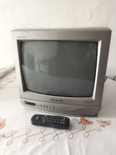 TV de tubo 14" Panasonic Panablack TC-14A10 (Mossoró)