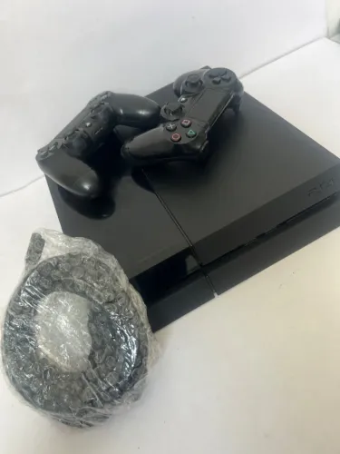 PS4 500GB Seminovo - OLX Pay - Preto - Parcelo 18x e Aceito Trocas