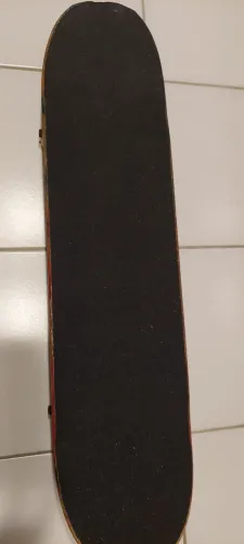 Skate montado na loja do Bobby no centro de Maceió. Vendendo por falta de uso.
