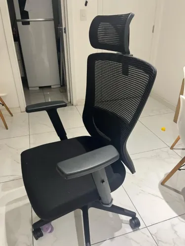 Cadeira de Escritório Ergonômica 