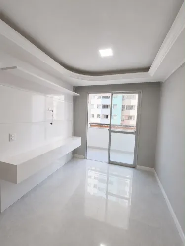 Proprietário Vende: 2 quartos com acabamento de luxo em Gaivotas