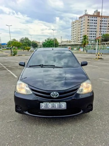 Toyota Etios X 1.3 Flex 16V 5P Mec. 2013