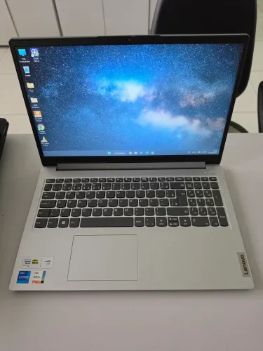 Notebook Lenovo Core i7 12th | 16GB DDR4| 512gb NVMe| GPU iris Xe | novíssimo, pouco uso