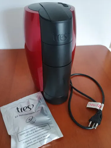 Cafeteira 3 coraçoes lov - vermelha brilhante.