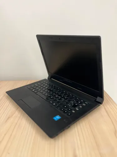 Notebook Lenovo i3 4GB SSD 120gb