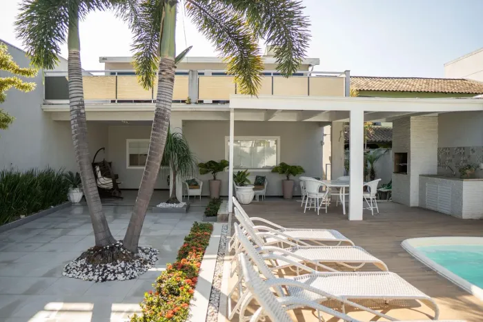 Pedra de Guaratiba-Casa 4 quartos 3 Suites, sala jantar, Piscina, garagem  R$1.100.000