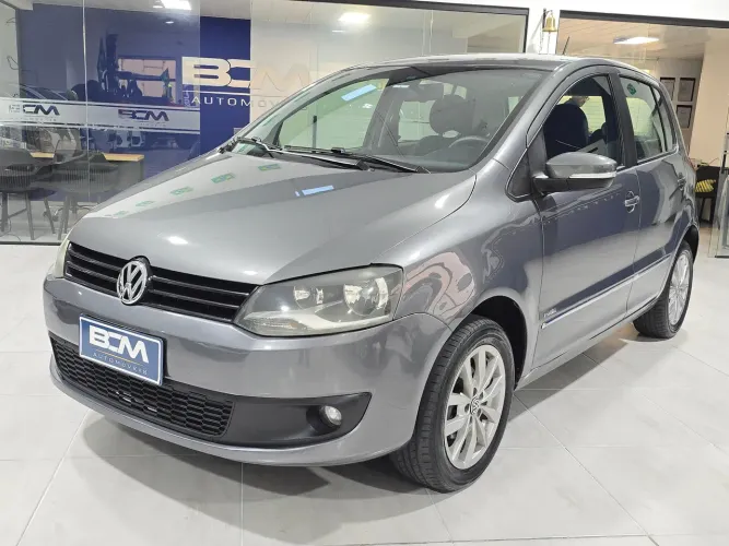 Volkswagen Fox 1.6 MI I Motion Total Flex 8V 5P 2013