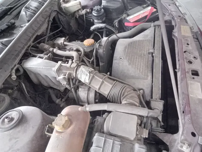 Chevrolet Omega GLS 2.2 / 2.0 (álcool) 1993