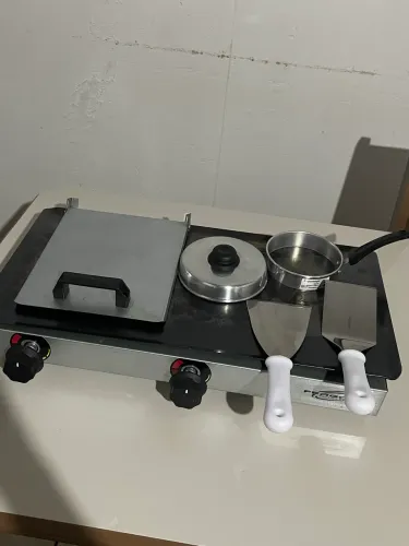 Chapa Lanche Chapeira Inox 60x30 A Gás C/ Prensa Abafador Evitra + Espátulas