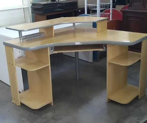 mesinha de computador
