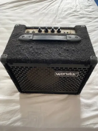 Amplificador para baixo WARWICK BC10