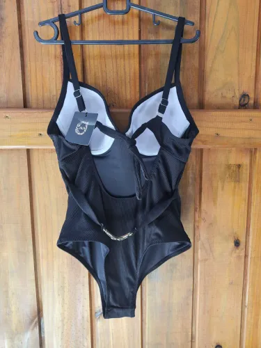 maio de praia elegante  com bojo 