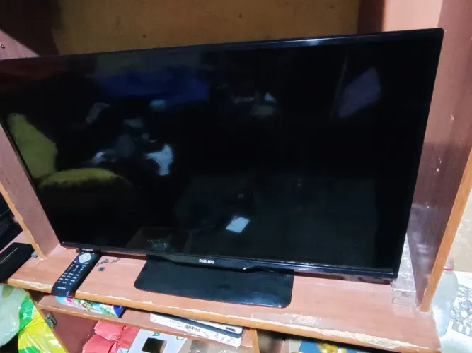 Tv Phillips 32 polegadas ( Não é Smart)