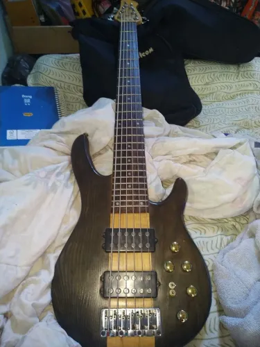 Contra baixo Eagle EGB 6000