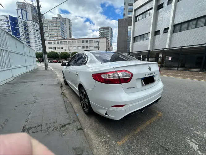 Renault Fluence Sed. Dynamique 2.0 16V Flex Aut. 2014