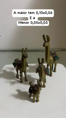 Caixa com objetos para decoração 