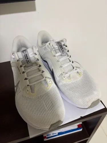 Tênis de Correr Nike Pegasus 40