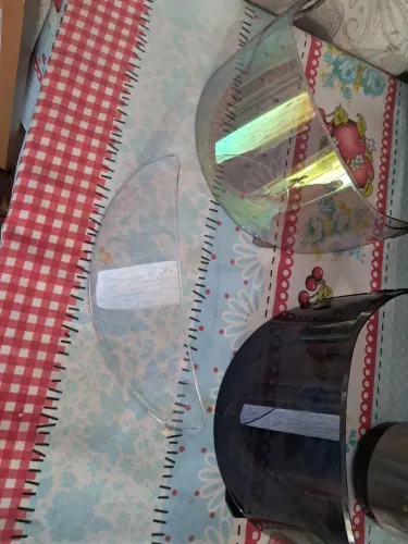 2 viseira e um pinlok para capacete LS2