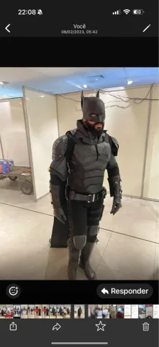 Fantasia importada do Batman , só usada para fotos . 1500 reais