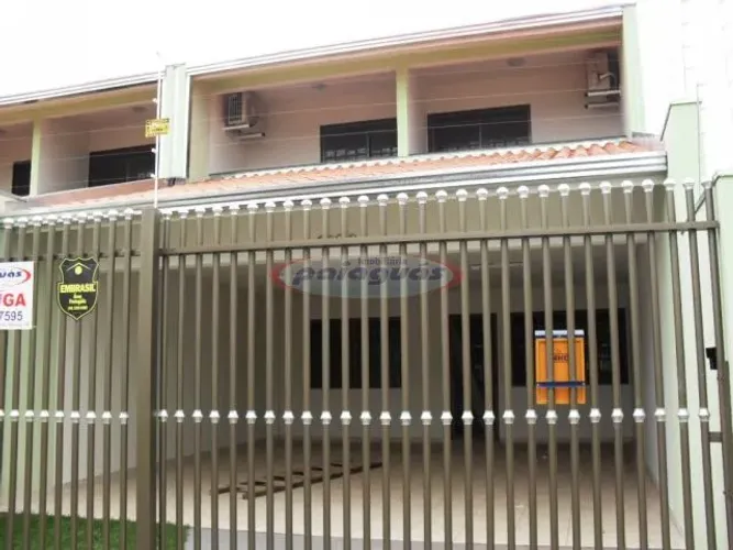 Sobrado a venda no bairro Jardim Cidade Monções