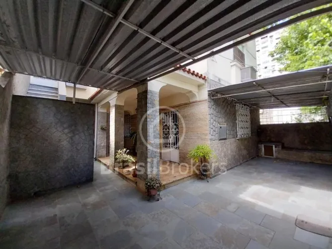 Casa à venda com 300,00m² e 4 quartos em Centro, Niterói - rj