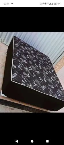 Vendo cama box casal boa para dormir bem marcia e tem garantia de 7 meses 