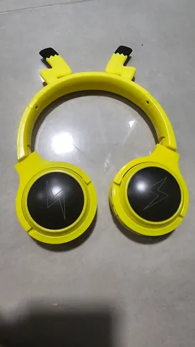 Fone do pikachu bluetooth wireless amarelo