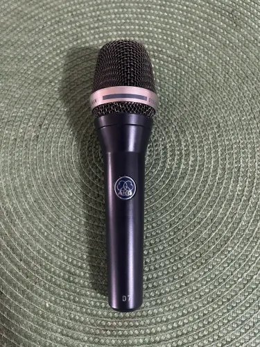 Microfone AKG D7 Cardioide Dinâmico