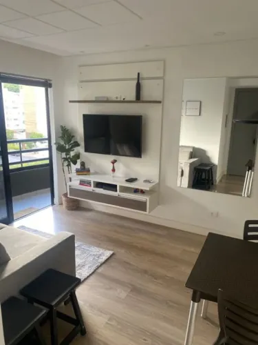Apartamento Mobiliado e vaga de garagem para Locação no Bigorrilho  Pronto para Morar