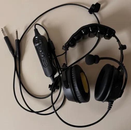 Gca-anr+ | Fone De Avião Plugue Duplo