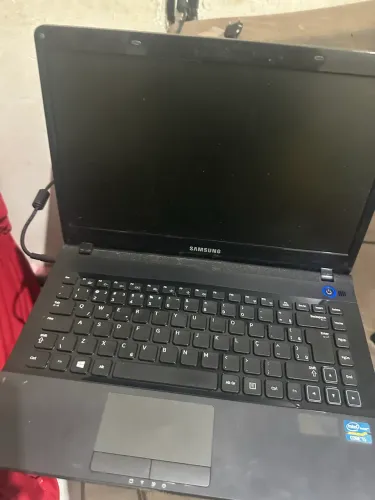 Notbook Samsung i5 (para conserto) 