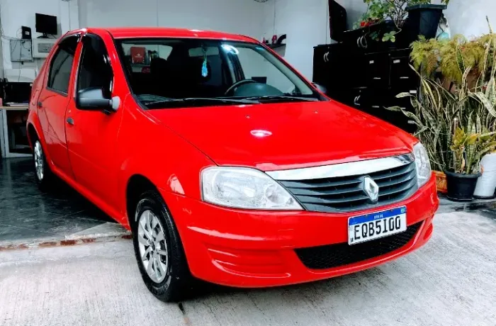 Renault Logan Authentique Hi-flex 1.0 16V 4P 2011