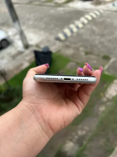 IPHONE 11 64GB