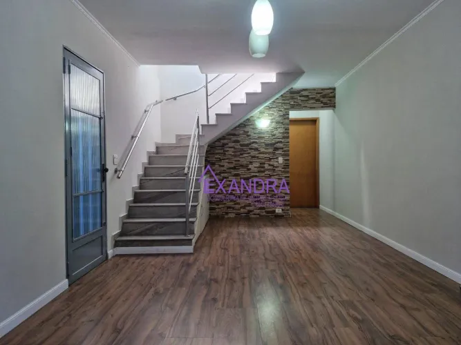 Sobrado com 3 dormitórios para alugar, 135 m² por R$ 5.623,65/mês - Vila Nair - São Paulo/