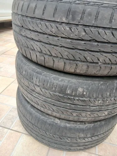 Pneu aro  15