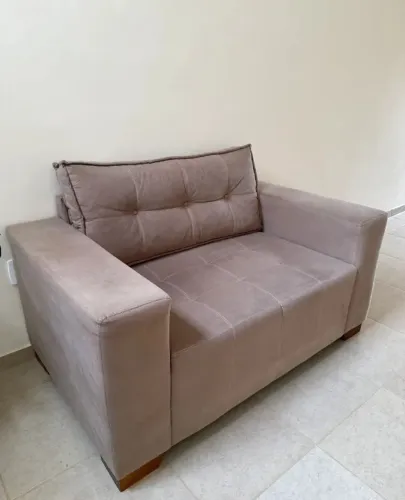 Sofá dois lugares em ótimo estado