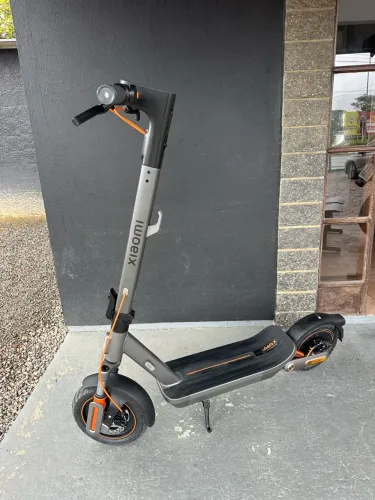 Patinete elétrico  Xiaomi 6 MAX