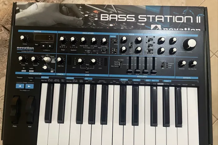 Bass Station Novation ll
