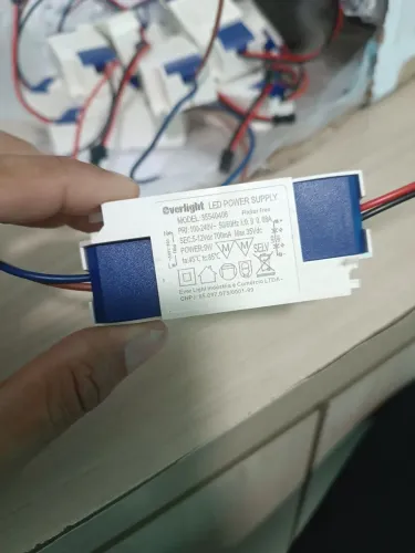 Fonte 9w 5-12VDC 100-240V 700MA IP20 SEESTAR