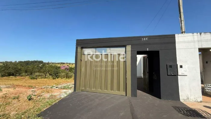 Casa para alugar, 2 quartos, Shopping Park - Uberlândia/MG - Rotina Imobiliária