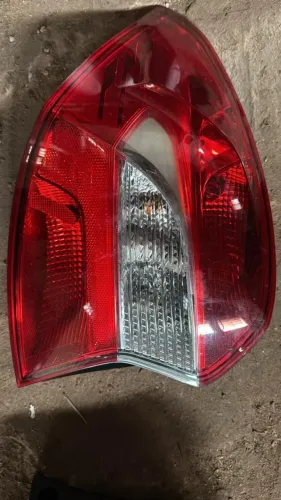 LANTERNA FORD KA SEDAN 