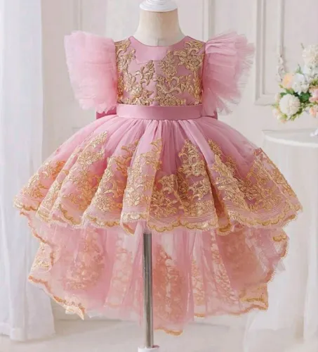 Vestido NOVO. ACABOU DE CHEGAR FICOU GRANDE