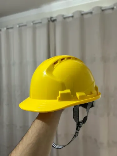 Capacetes de construção Novos!